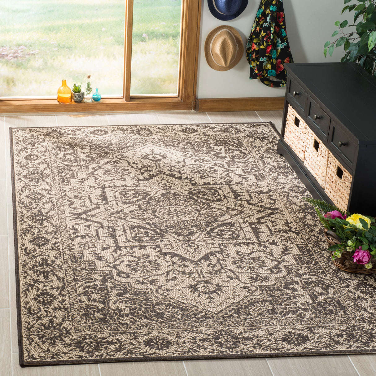 SAFAVIEH Linden Karol Indoor/ Outdoor Waterproof Patio Backyard Rug