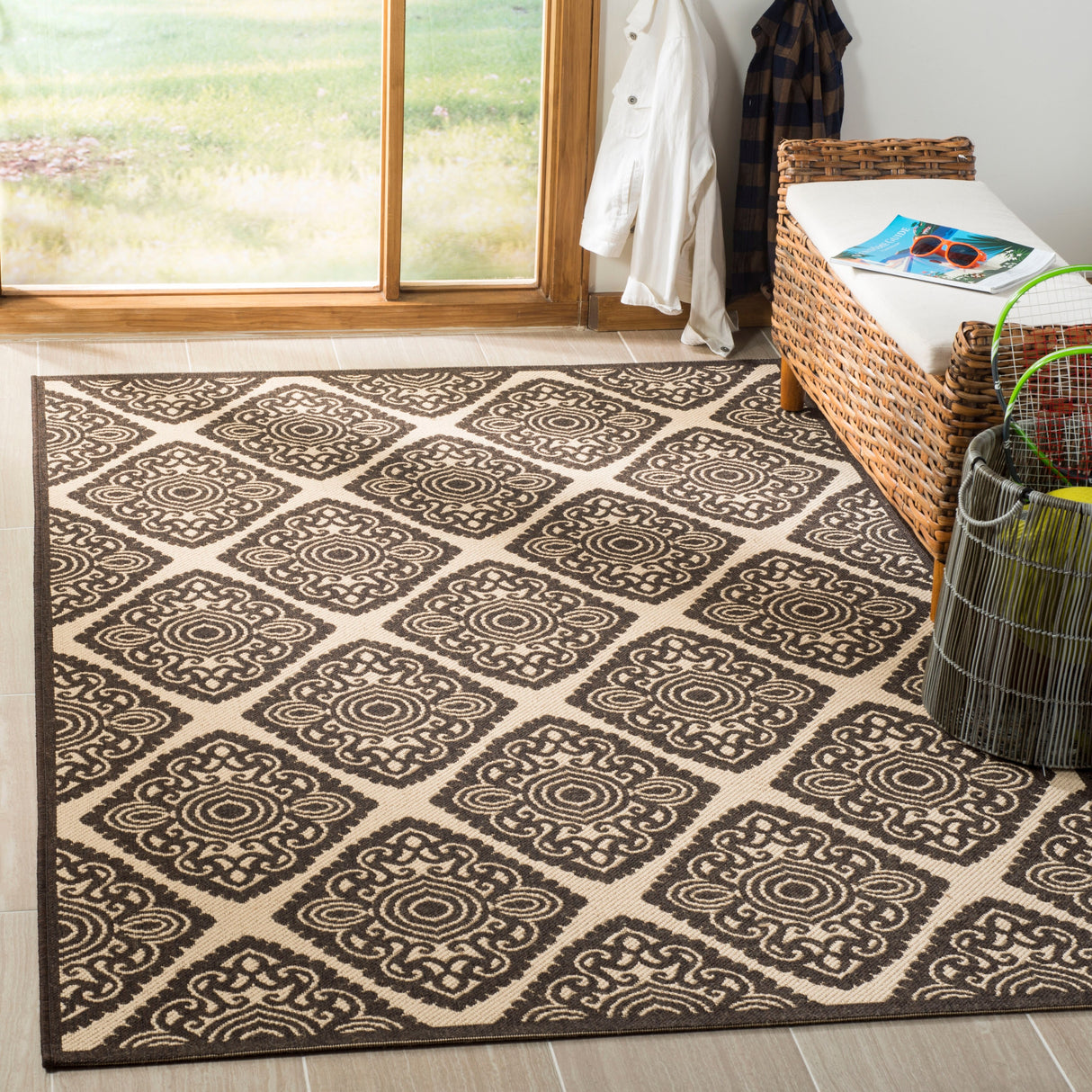 SAFAVIEH Linden Sharron Indoor/ Outdoor Waterproof Patio Backyard Rug