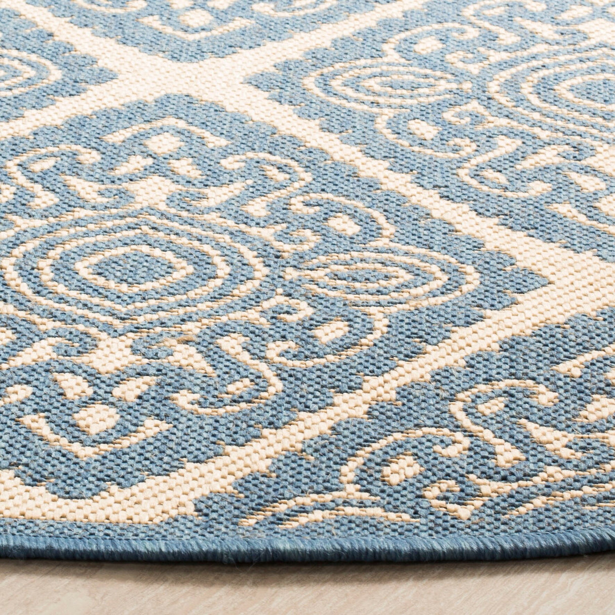 SAFAVIEH Linden Sharron Indoor/ Outdoor Waterproof Patio Backyard Rug