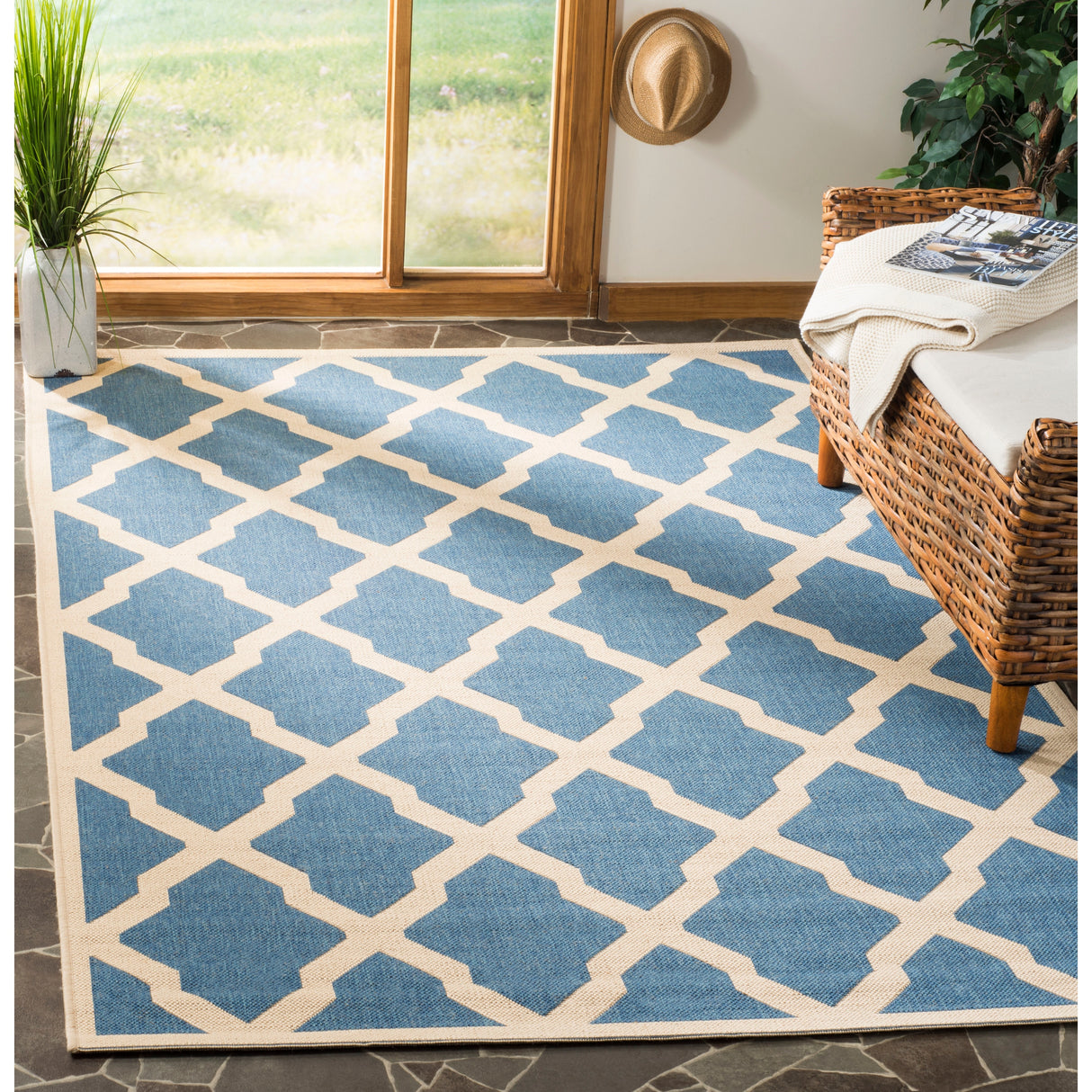 SAFAVIEH Linden Shirleyann Trellis Indoor/ Outdoor Patio Backyard Rug