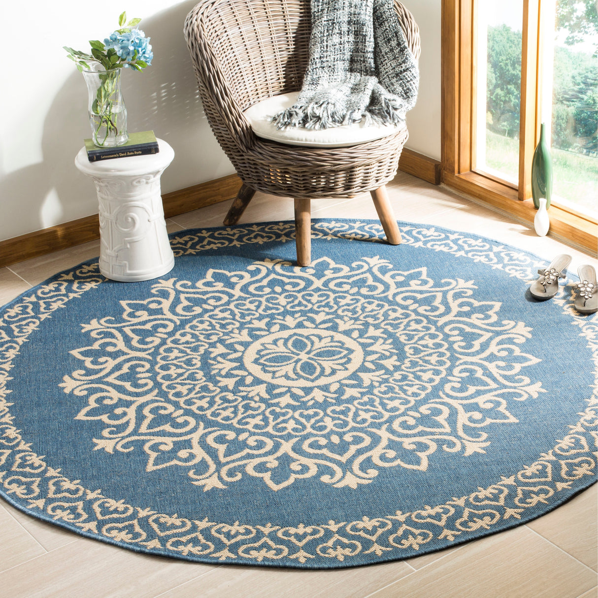 SAFAVIEH Linden Sotira Indoor/ Outdoor Waterproof Patio Backyard Rug