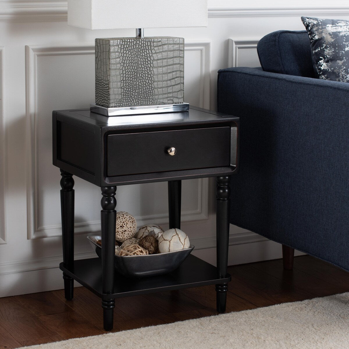 SAFAVIEH Louetta End Table - 18Wx15Dx24H