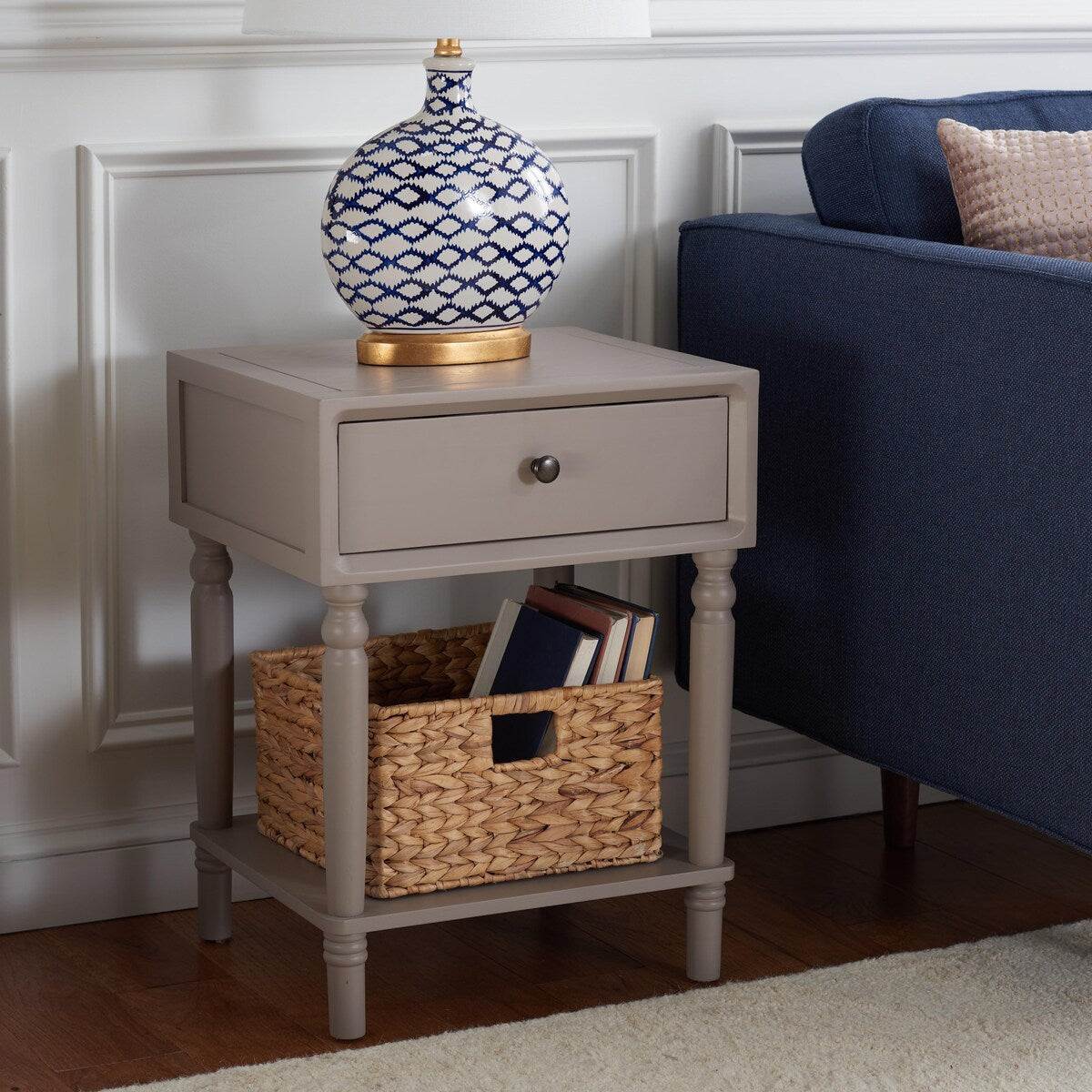 SAFAVIEH Louetta End Table - 18Wx15Dx24H