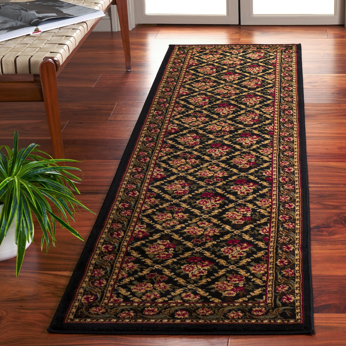 SAFAVIEH Lyndhurst Argelia Traditional Oriental Trellis Rug