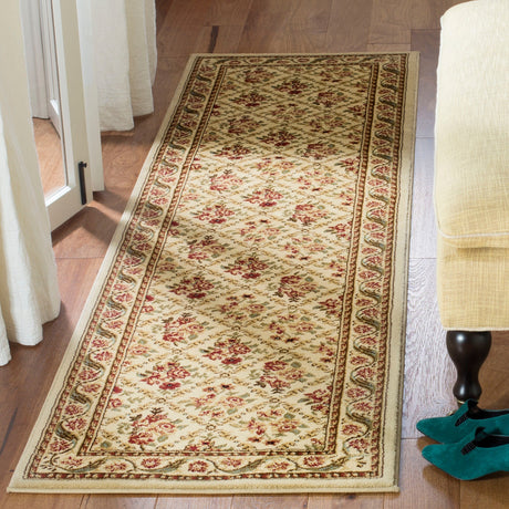 SAFAVIEH Lyndhurst Argelia Traditional Oriental Trellis Rug