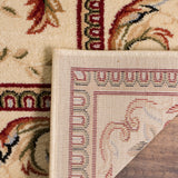 SAFAVIEH Lyndhurst Charlsie Traditional Oriental Rug