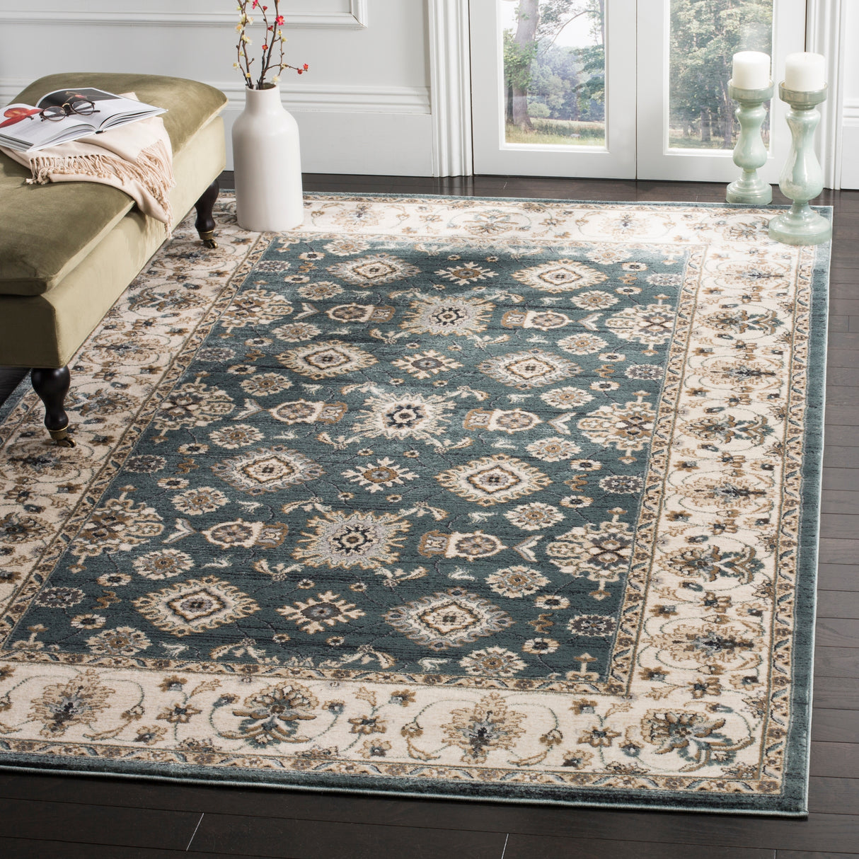 SAFAVIEH Lyndhurst Marylin Traditional Oriental Rug