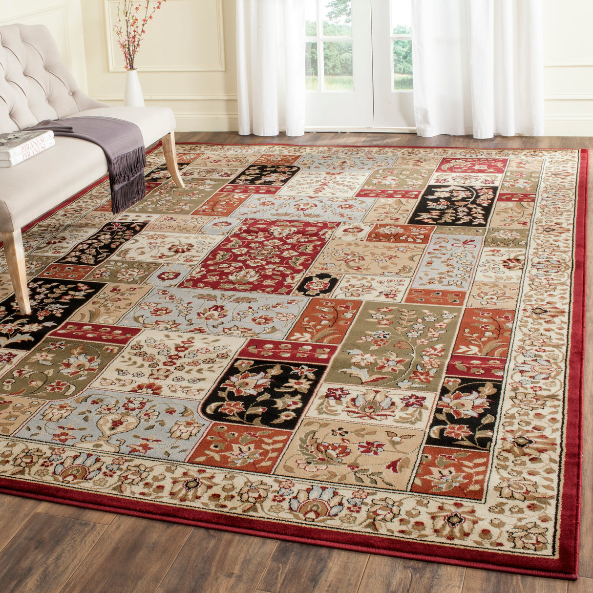 SAFAVIEH Lyndhurst Mitzi Traditional Oriental Rug