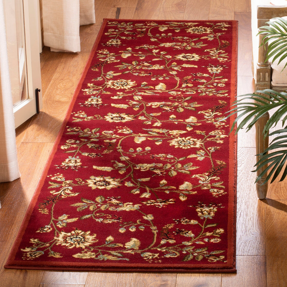 SAFAVIEH Lyndhurst Nazaria Traditional Floral Rug