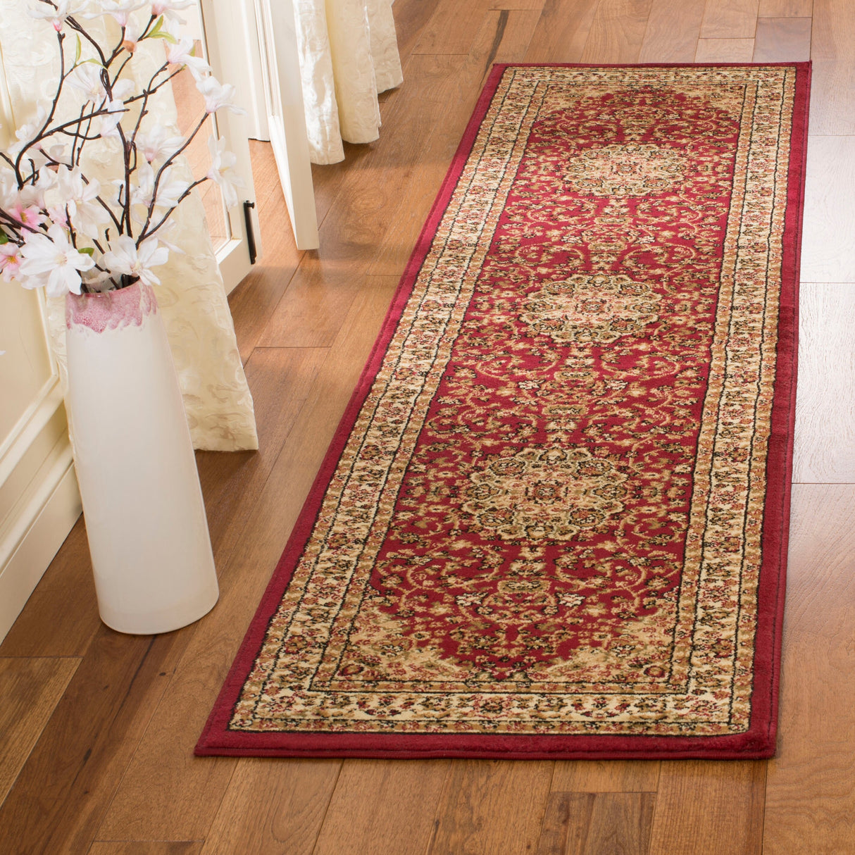 SAFAVIEH Lyndhurst Trudy Traditional Oriental Rug