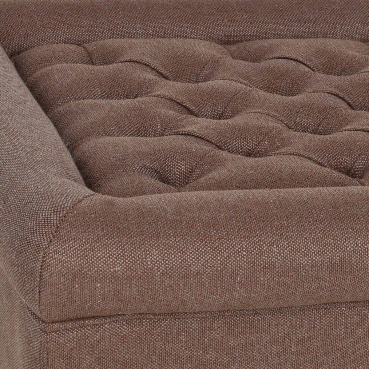 SAFAVIEH Lyndsay Cocktail Ottoman