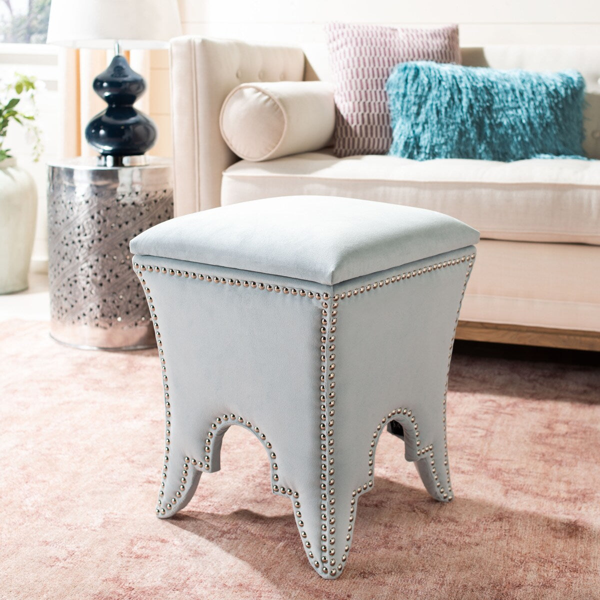 SAFAVIEH Lynsey Storage Ottoman