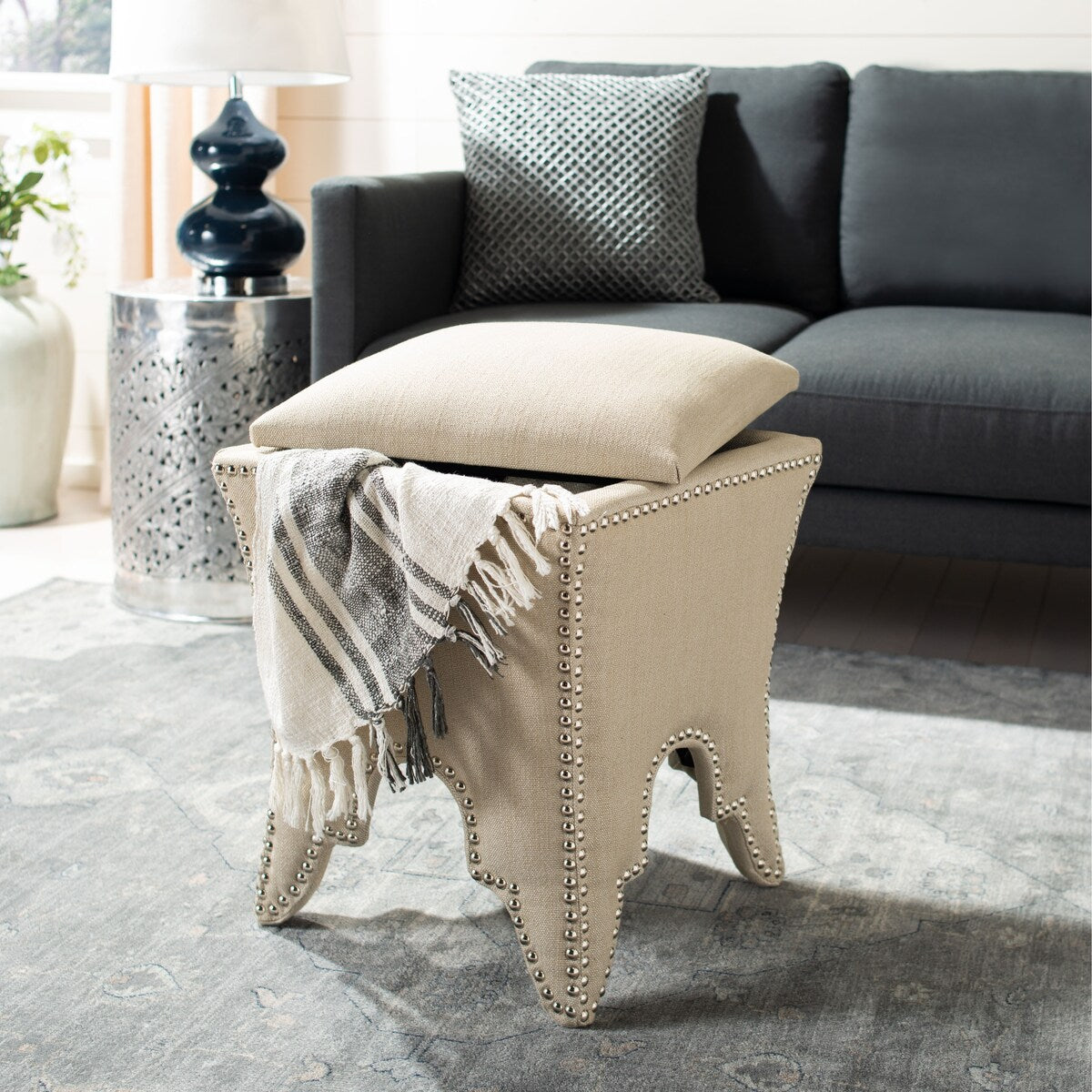 SAFAVIEH Lynsey Storage Ottoman