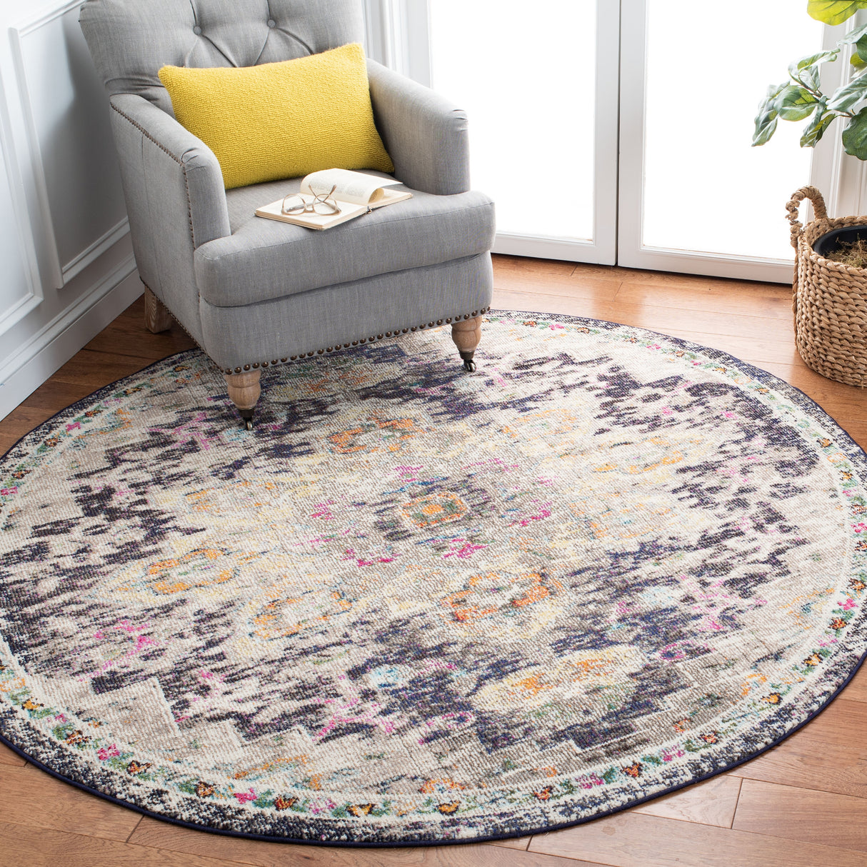 SAFAVIEH Madison Katelijne Boho Medallion Distressed Rug