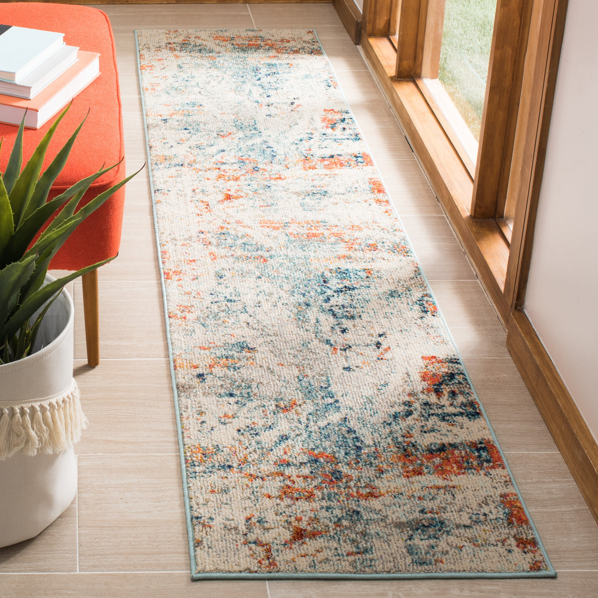 SAFAVIEH Madison Ladonna Modern Abstract Rug