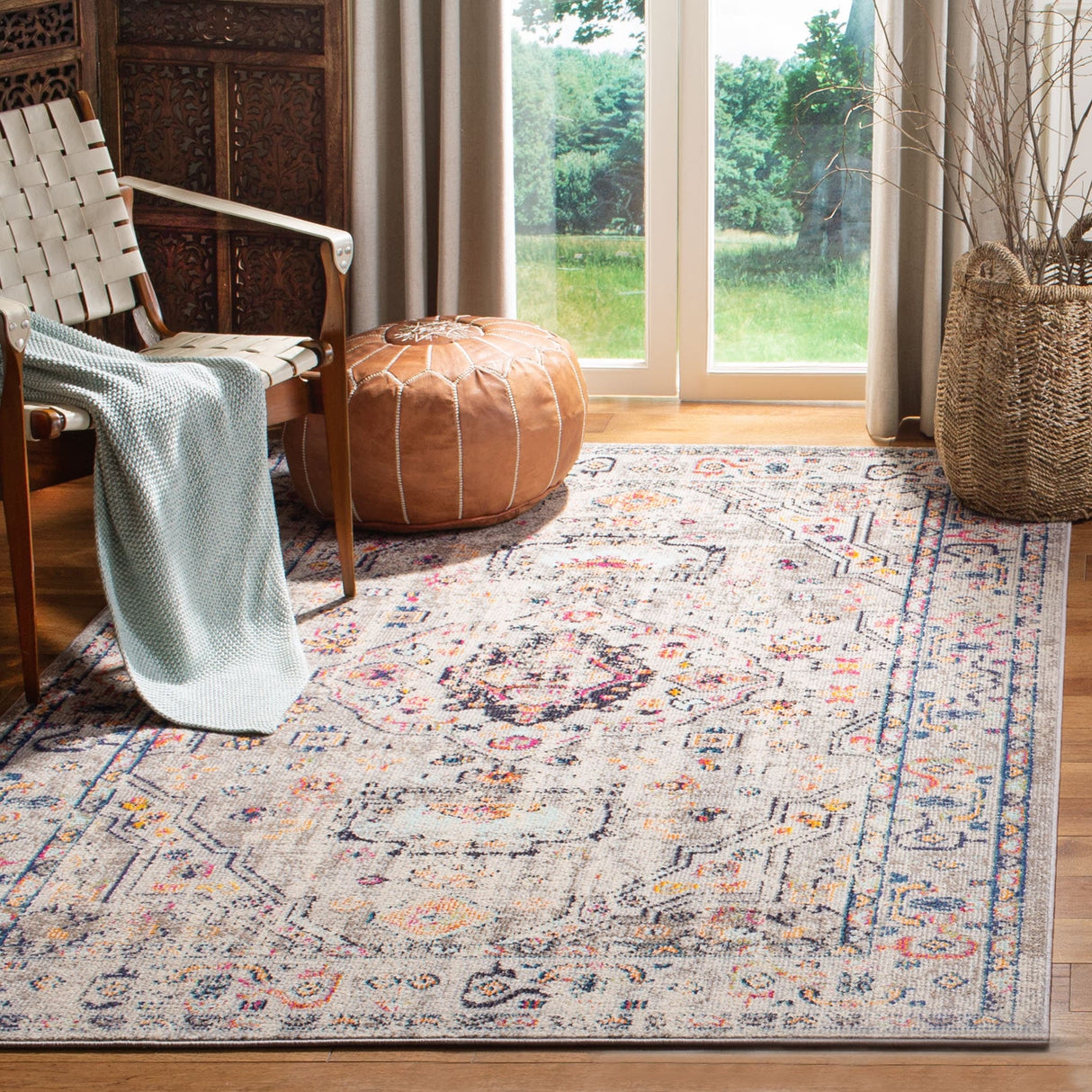 SAFAVIEH Madison Willodean Boho Oriental Distressed Rug