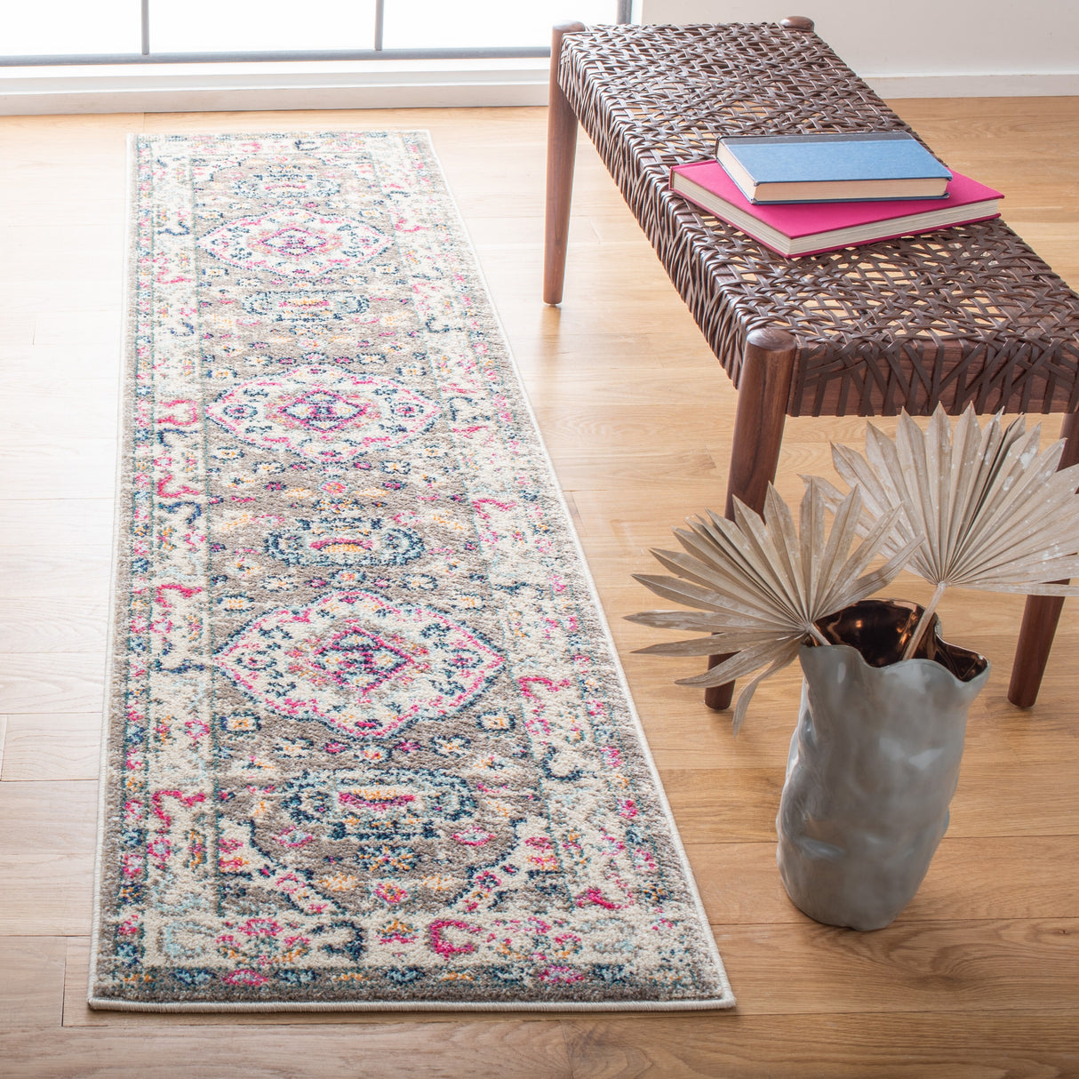 SAFAVIEH Madison Willodean Boho Oriental Distressed Rug