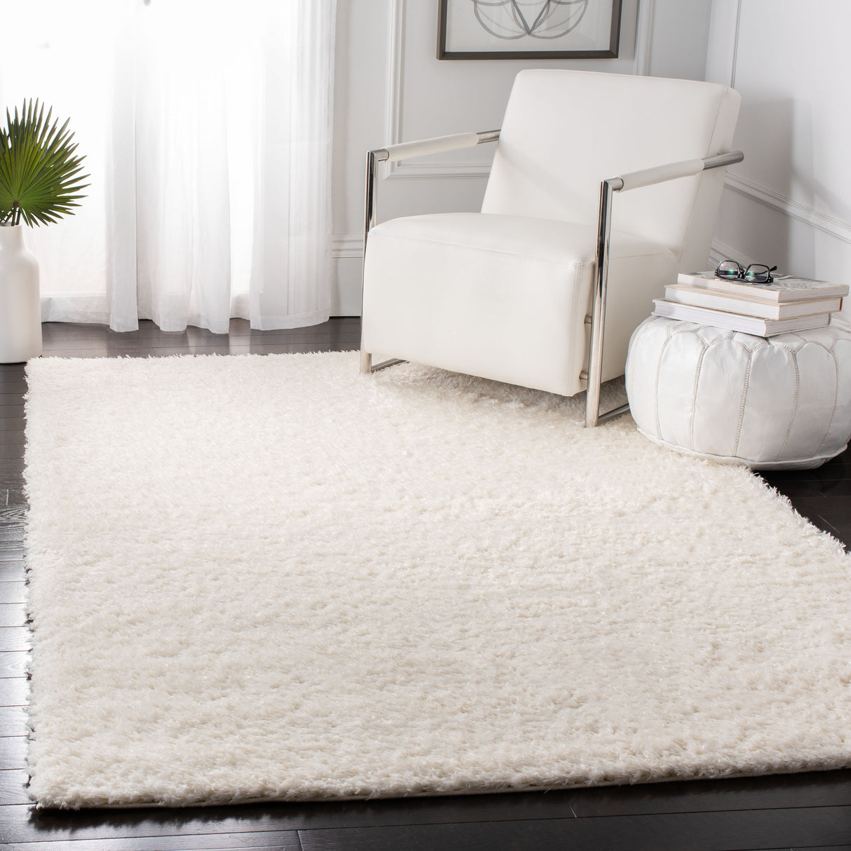 SAFAVIEH Madrid Shag Soledad Solid 2-inch Thick Rug