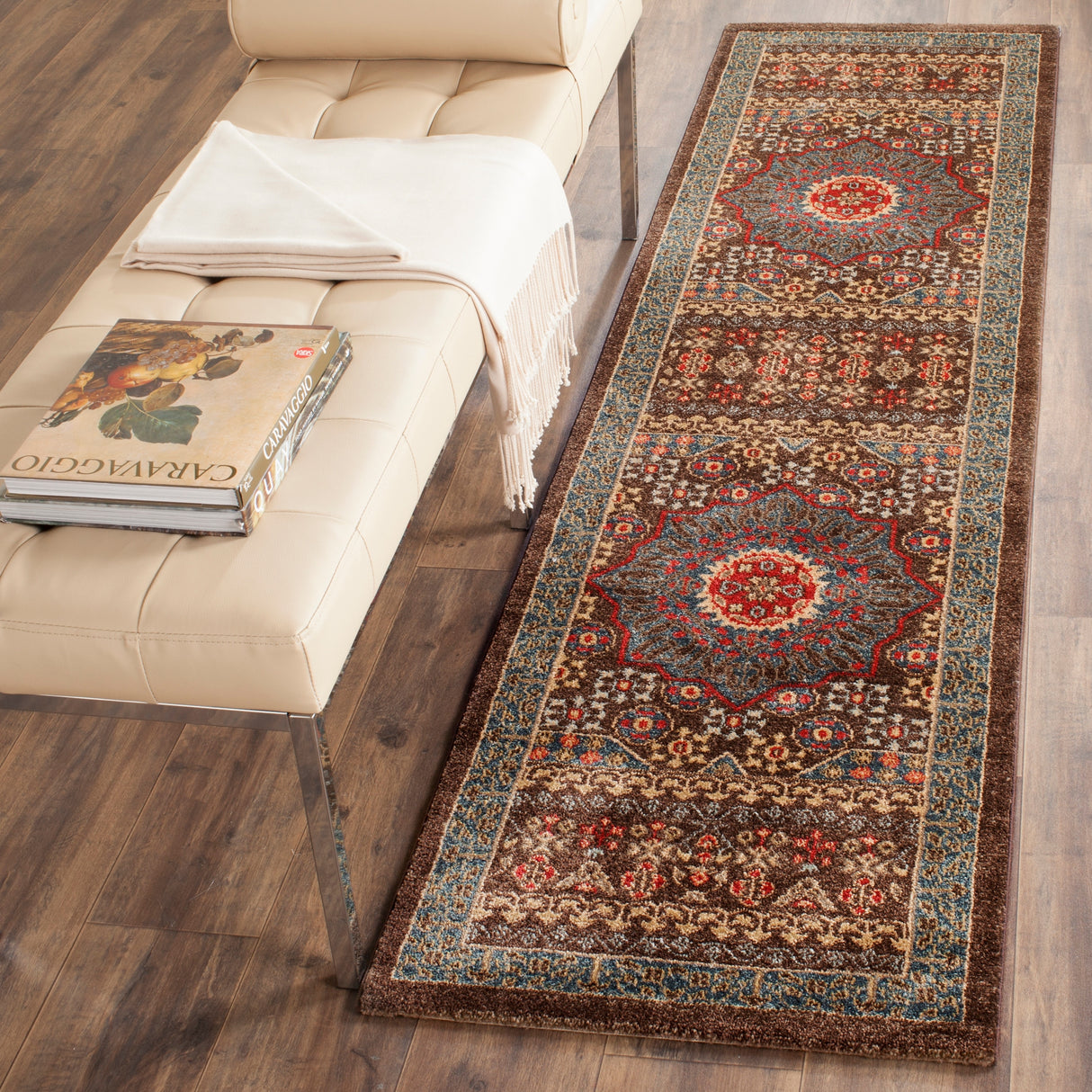 SAFAVIEH Mahal Carlene Traditional Oriental Rug