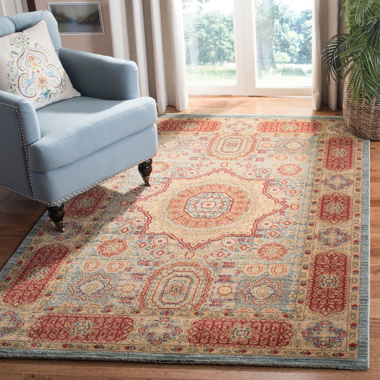 SAFAVIEH Mahal Socorro Traditional Oriental Rug