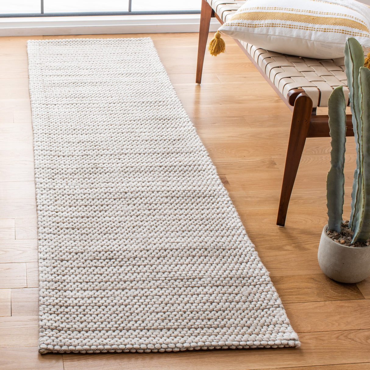 SAFAVIEH Marbella Gerli Wool Rug