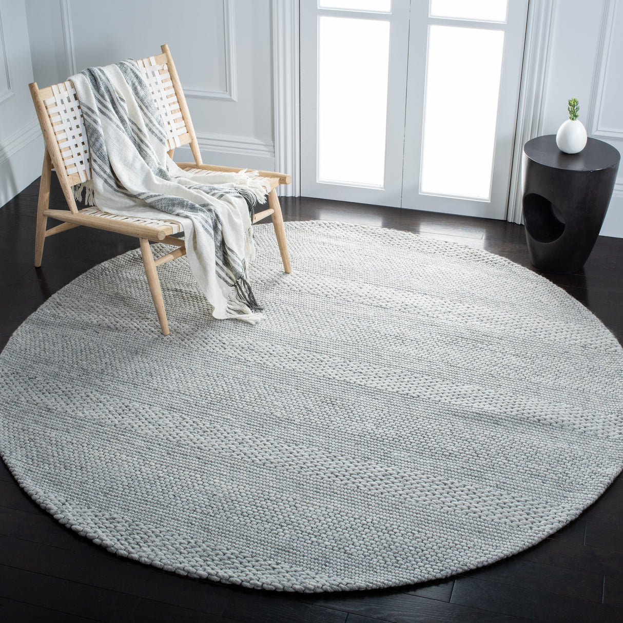 SAFAVIEH Marbella Kevser Wool Rug