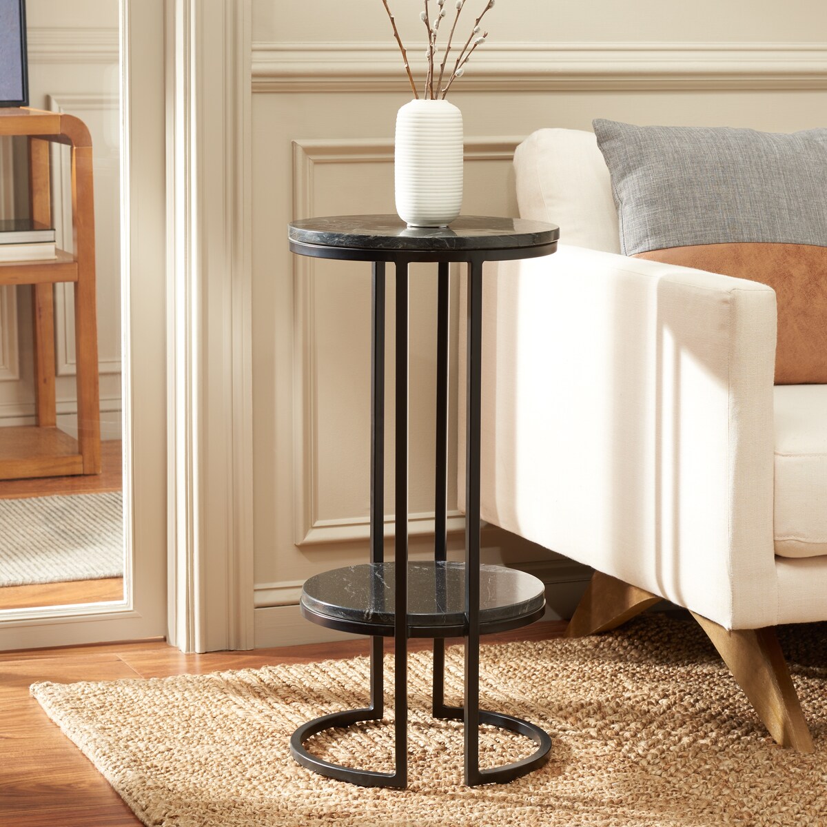 SAFAVIEH Mathilde Single Shelf Round Accent Table - 14" L x 14" D x 28" H - 14Wx14Dx28H