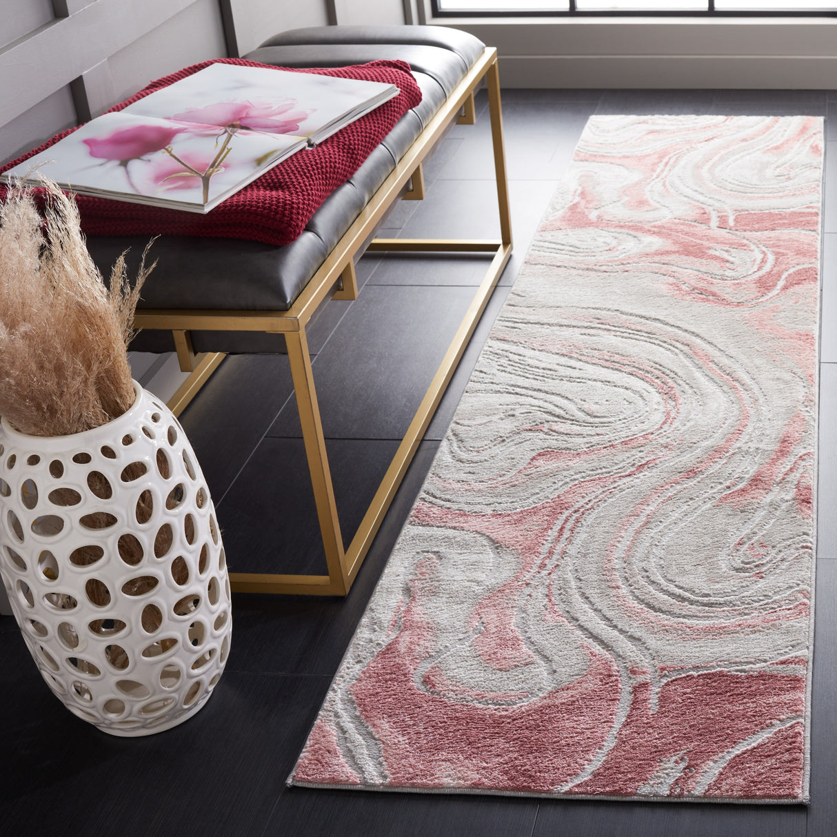 SAFAVIEH Meadow Brighid Modern Abstract Rug