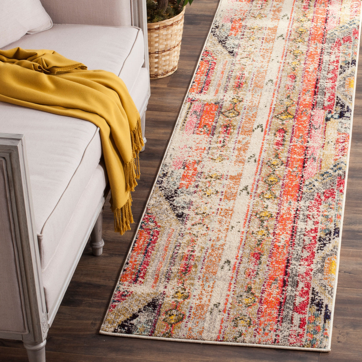 SAFAVIEH Monaco Brunhildis Distressed Boho Rug