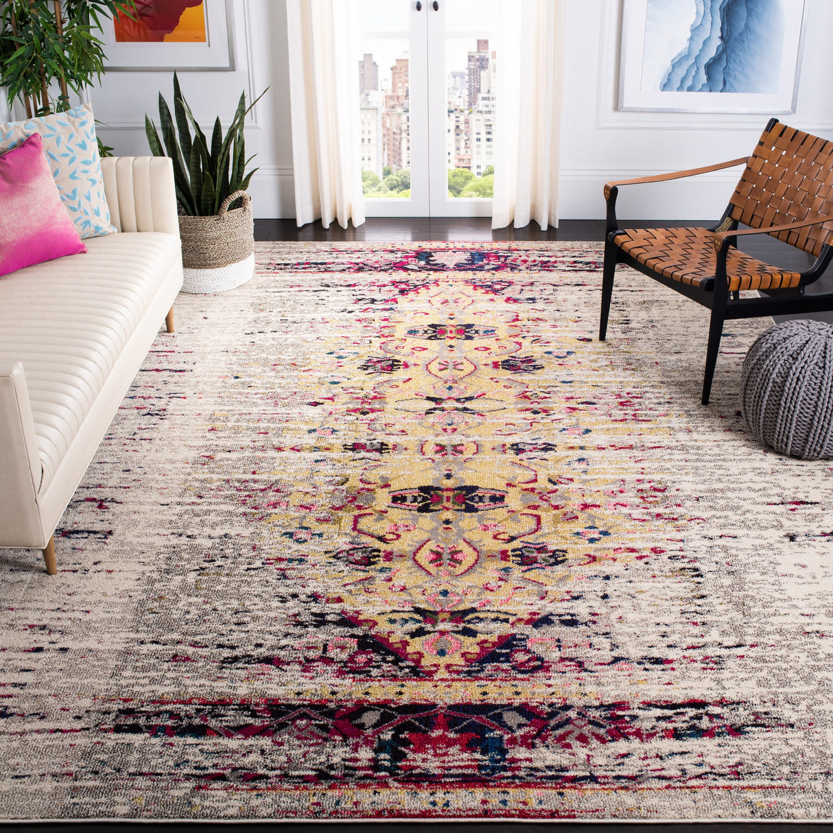 SAFAVIEH Monaco Iginia Distressed Boho Rug