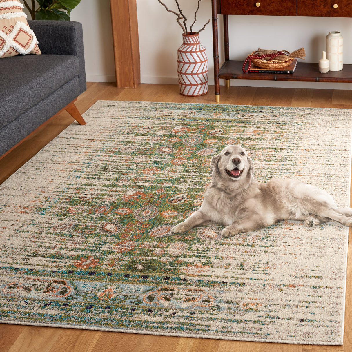 SAFAVIEH Monaco Stojana Boho Rug