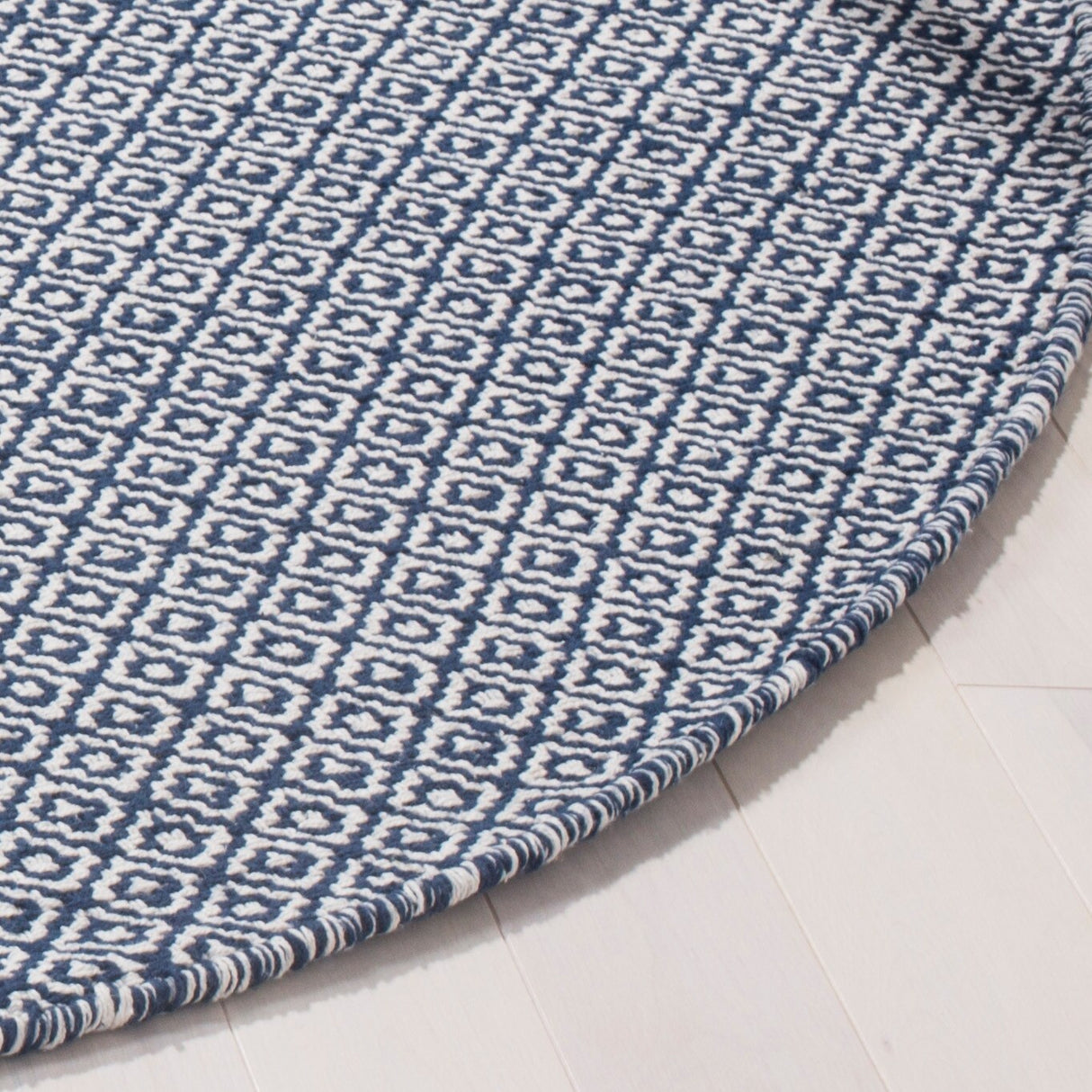 SAFAVIEH Montauk Bonita Handmade Cotton Area Rug