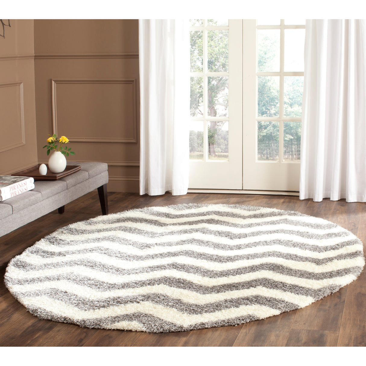 SAFAVIEH Montreal Shag Romaine 2-inch Thick Rug