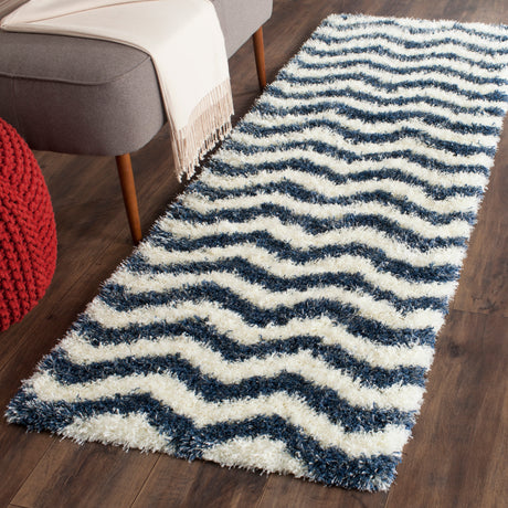 SAFAVIEH Montreal Shag Romaine 2-inch Thick Rug