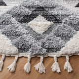 SAFAVIEH Moroccan Tassel Shag Delores 2-inch Thick Rug