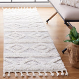 SAFAVIEH Moroccan Tassel Shag Marybelle 2-inch Thick Rug