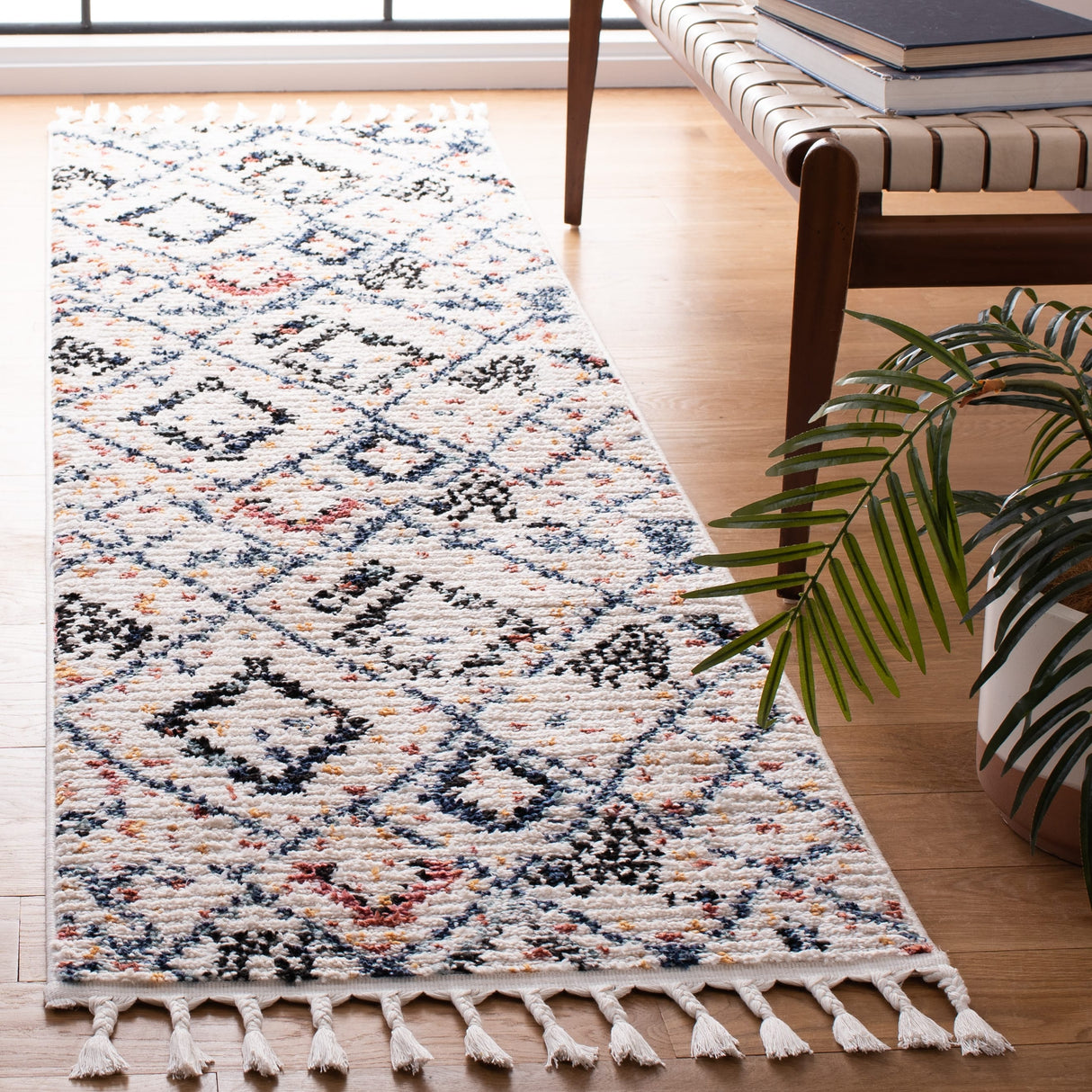 SAFAVIEH Morocco Jacqueline Tribal Rug