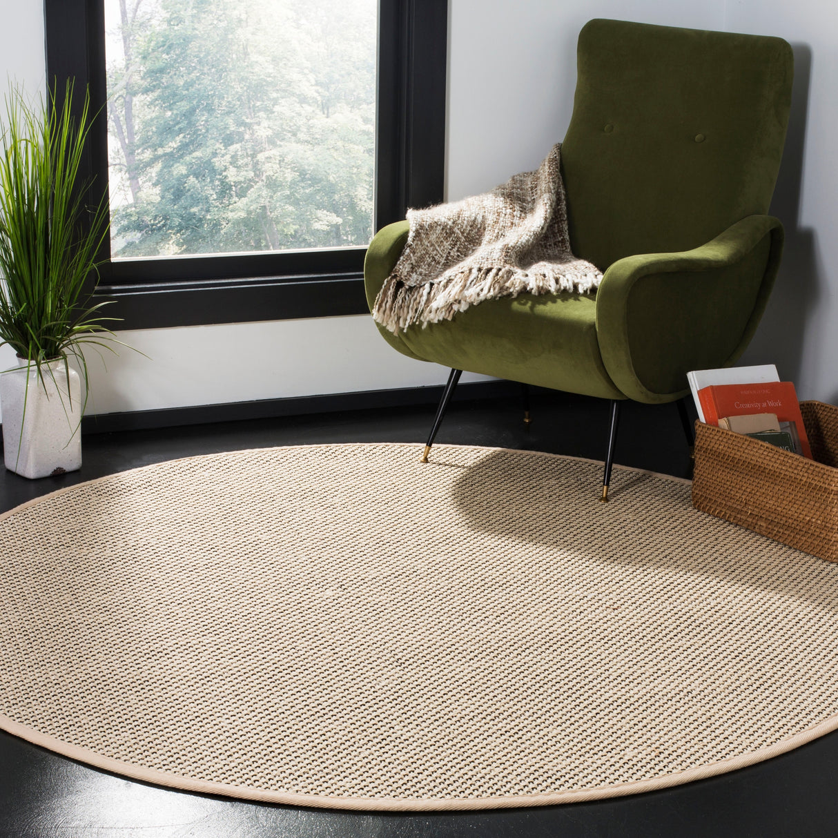 SAFAVIEH Natural Fiber Consuelo Seagrass Rug