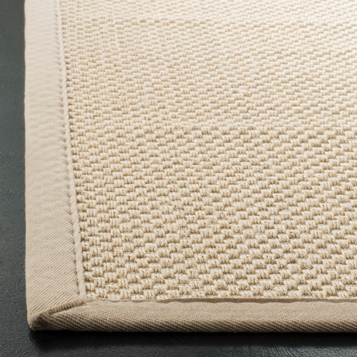 SAFAVIEH Natural Fiber Consuelo Seagrass Rug