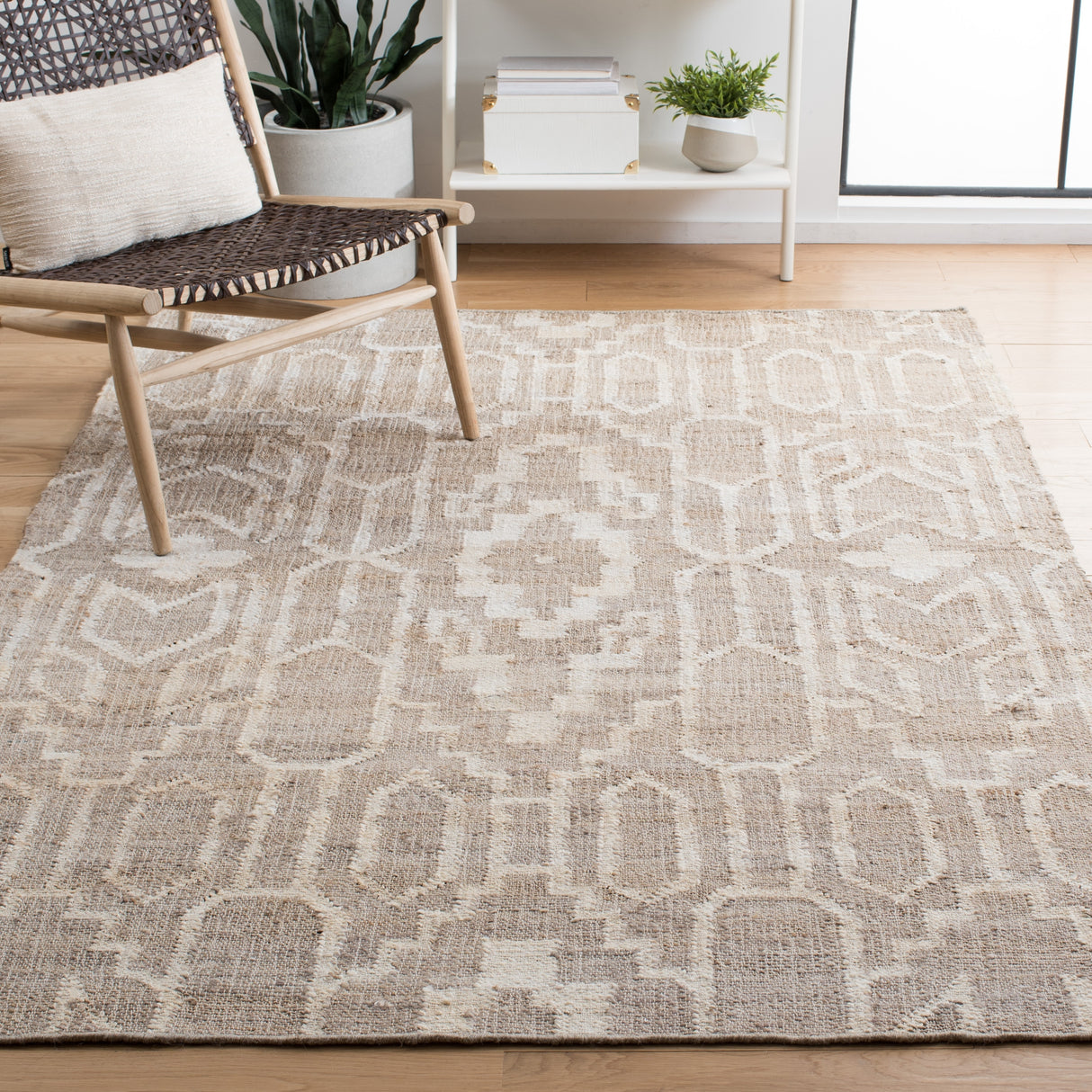 SAFAVIEH Natural Fiber Erla Boho Jute Rug