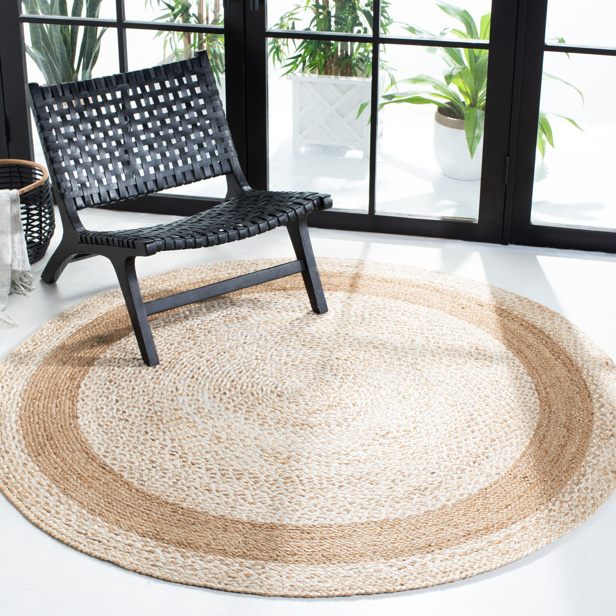 SAFAVIEH Natural Fiber Ethie Border Jute Rug