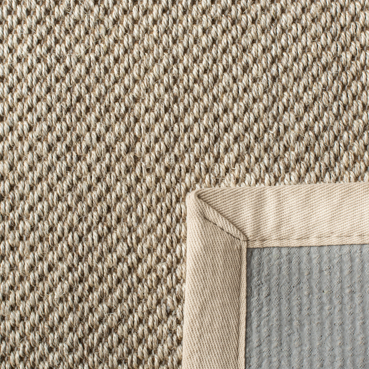 SAFAVIEH Natural Fiber Lorine Casual Border Sisal Rug