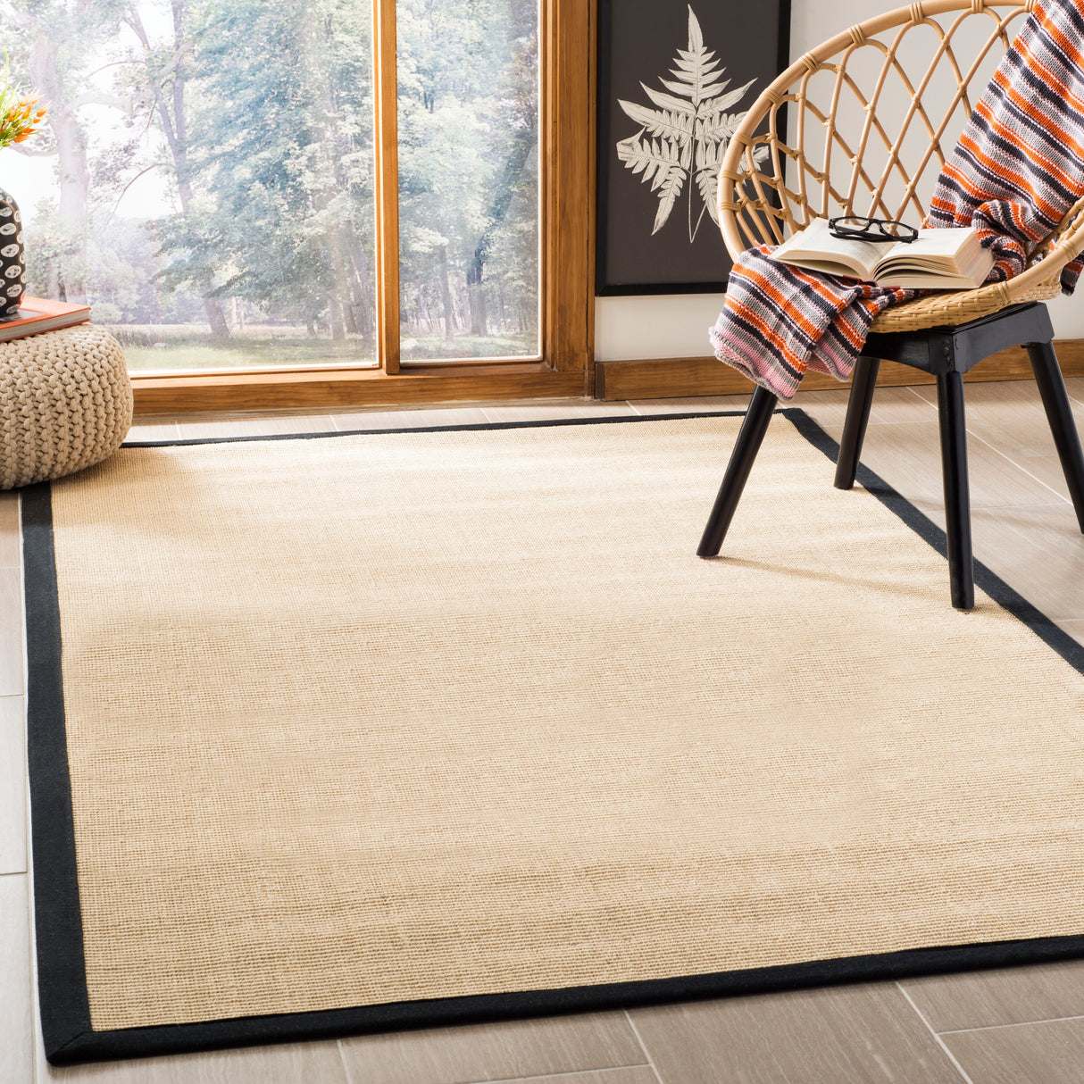 SAFAVIEH Natural Fiber Madelyn Border Sisal Rug