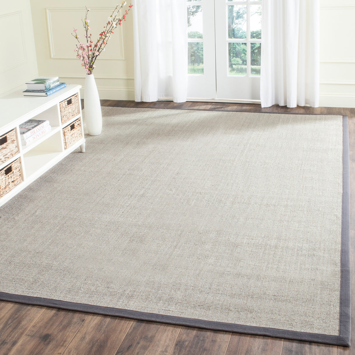 SAFAVIEH Natural Fiber Madelyn Border Sisal Rug