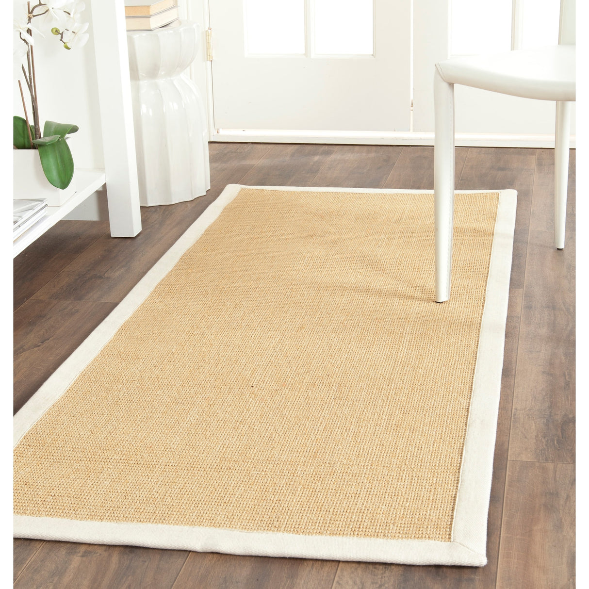 SAFAVIEH Natural Fiber Madelyn Border Sisal Rug