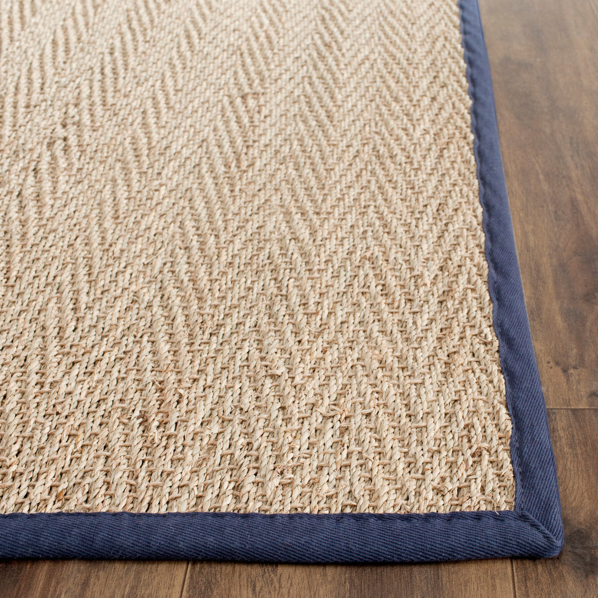 SAFAVIEH Natural Fiber Trilby Herringbone Seagrass Rug