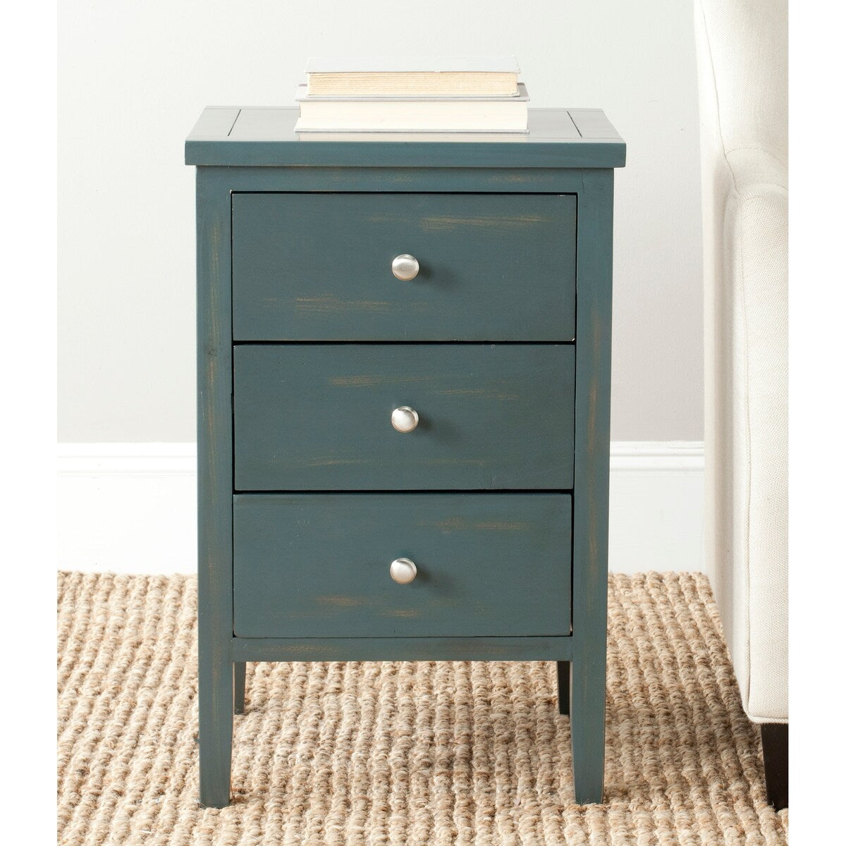 SAFAVIEH Netta End Table - 16.9" x 14.2" x 26.8" - 17Wx14Dx27H