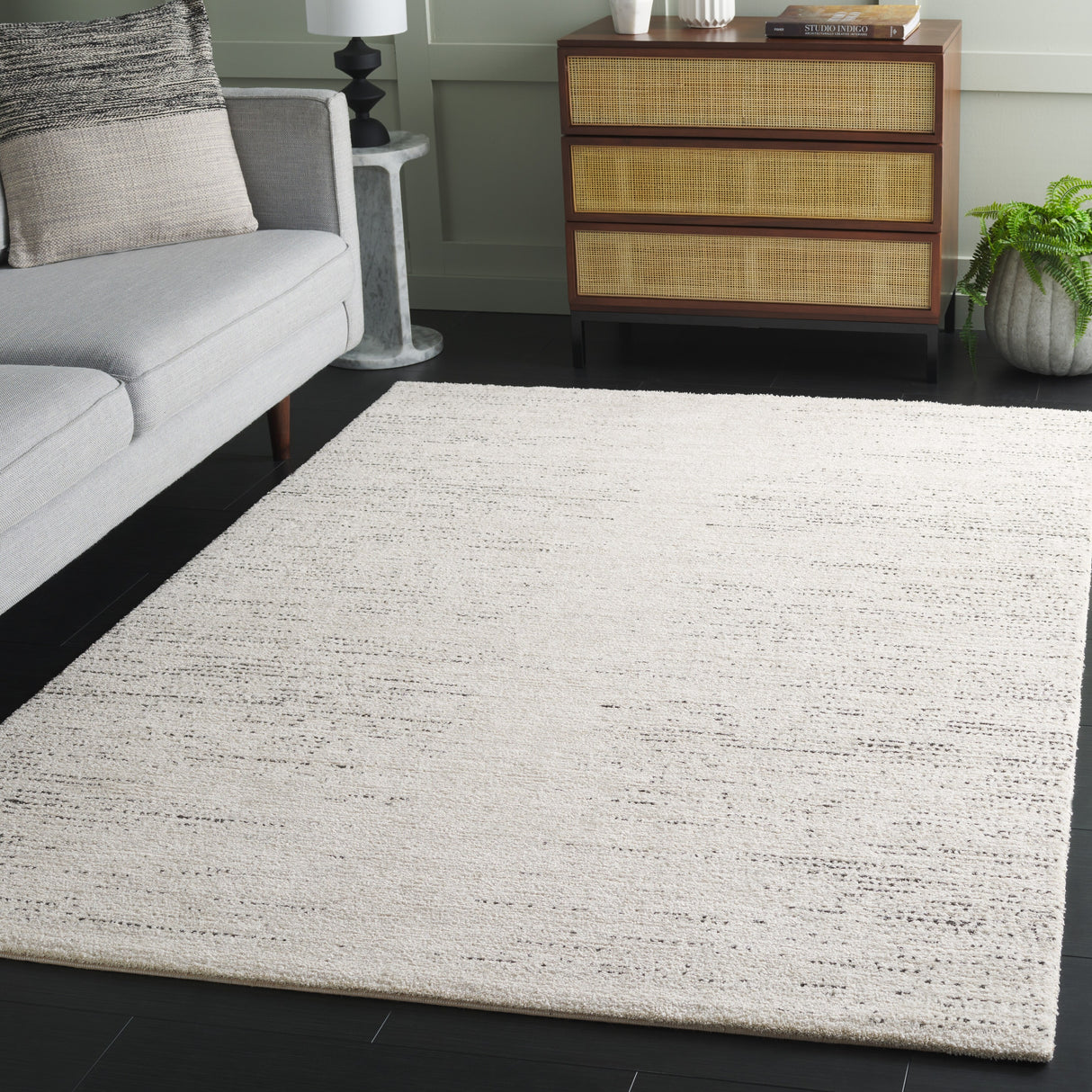 SAFAVIEH Northport Alwilda Modern & Contemporary Rug