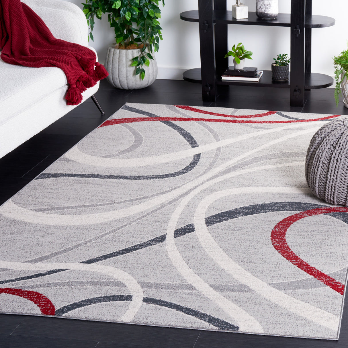 SAFAVIEH Odyssey Thekla Mid-Century Modern Rug