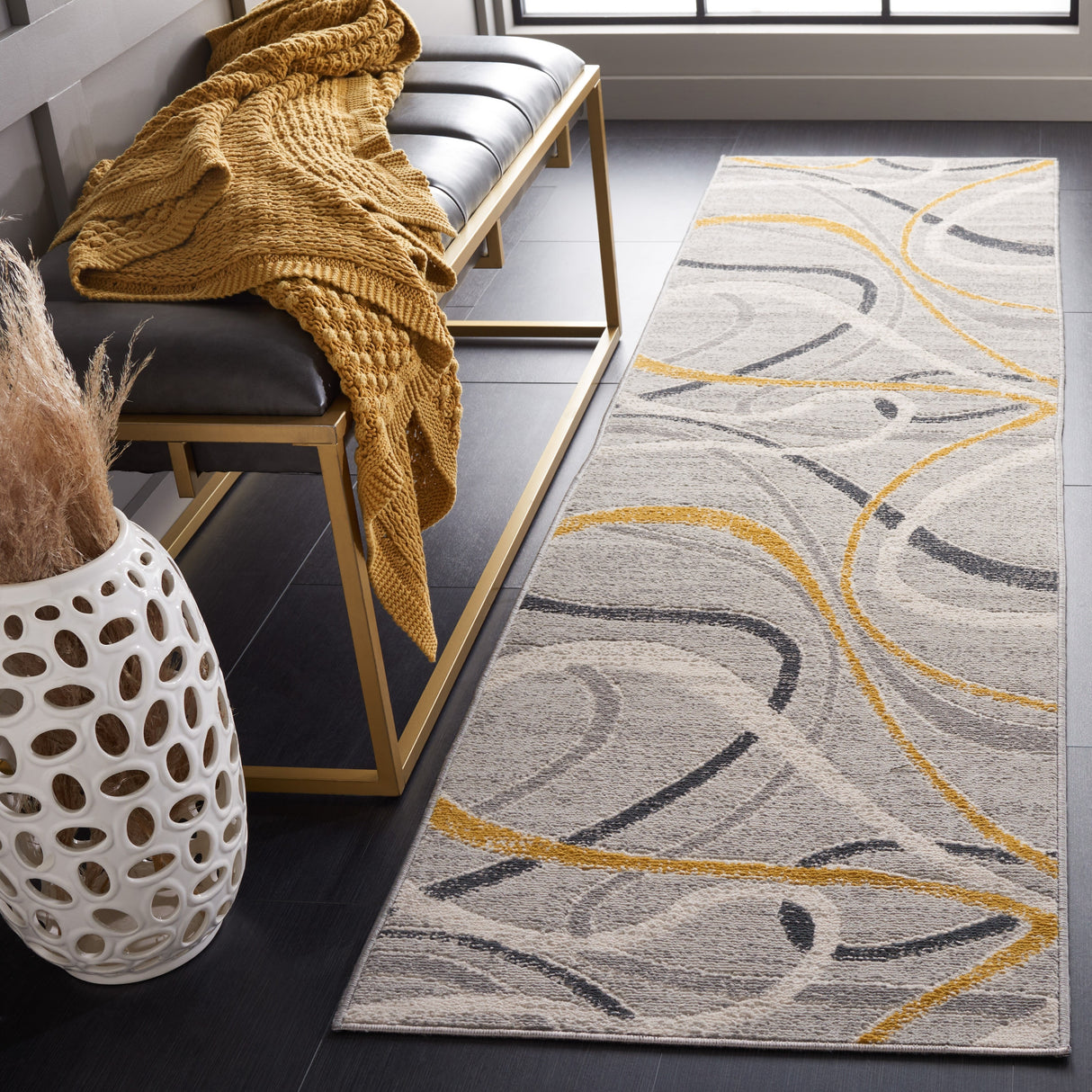 SAFAVIEH Odyssey Thekla Mid-Century Modern Rug